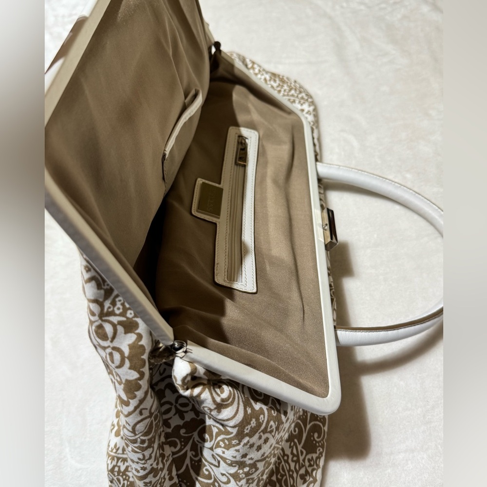 Express White & Light Brown Paisley Fabric Oversized Satchel Bag. Express clasp - Picture 5 of 15